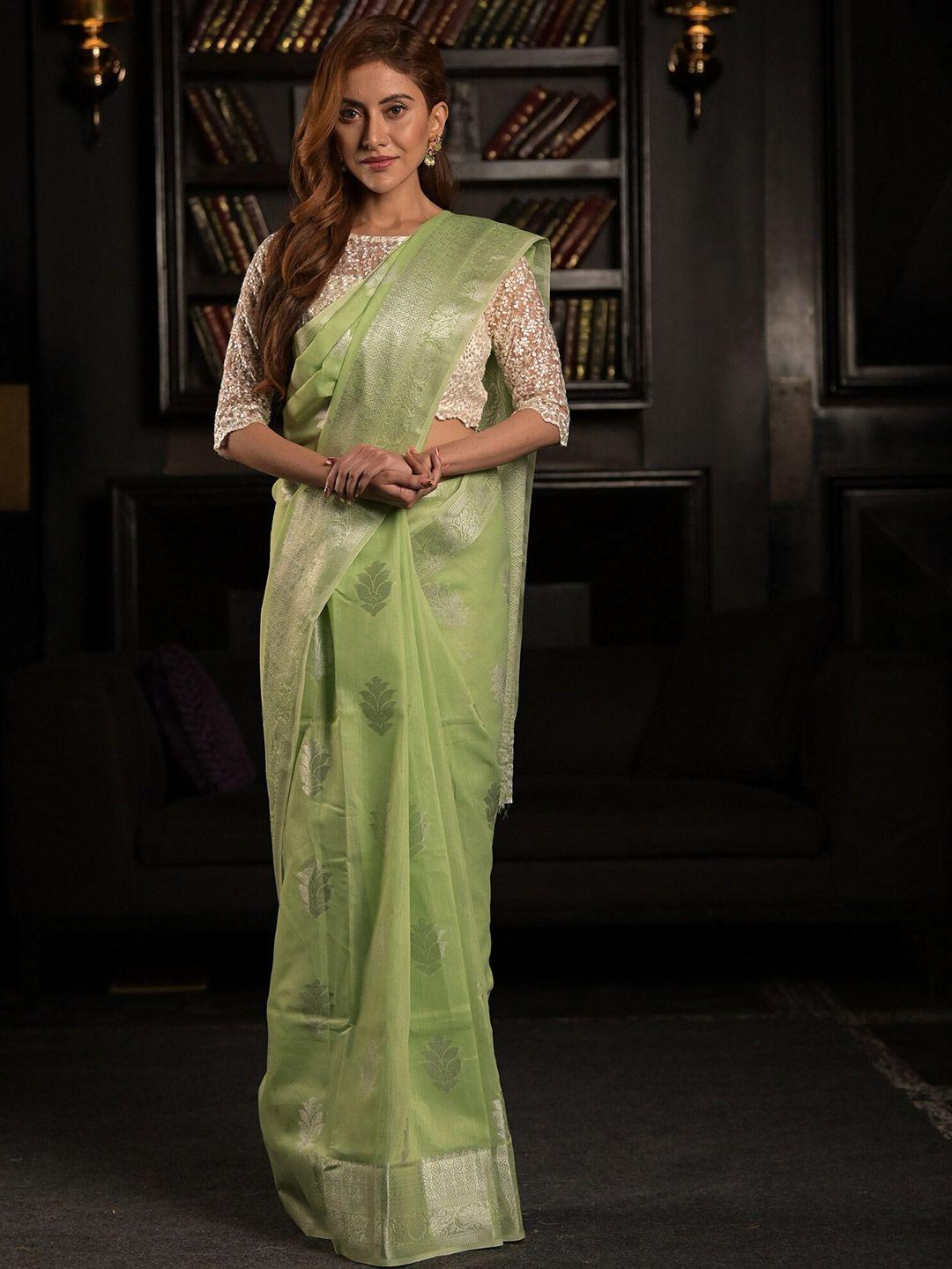 exclusiva green & gold-toned woven design zari silk blend saree