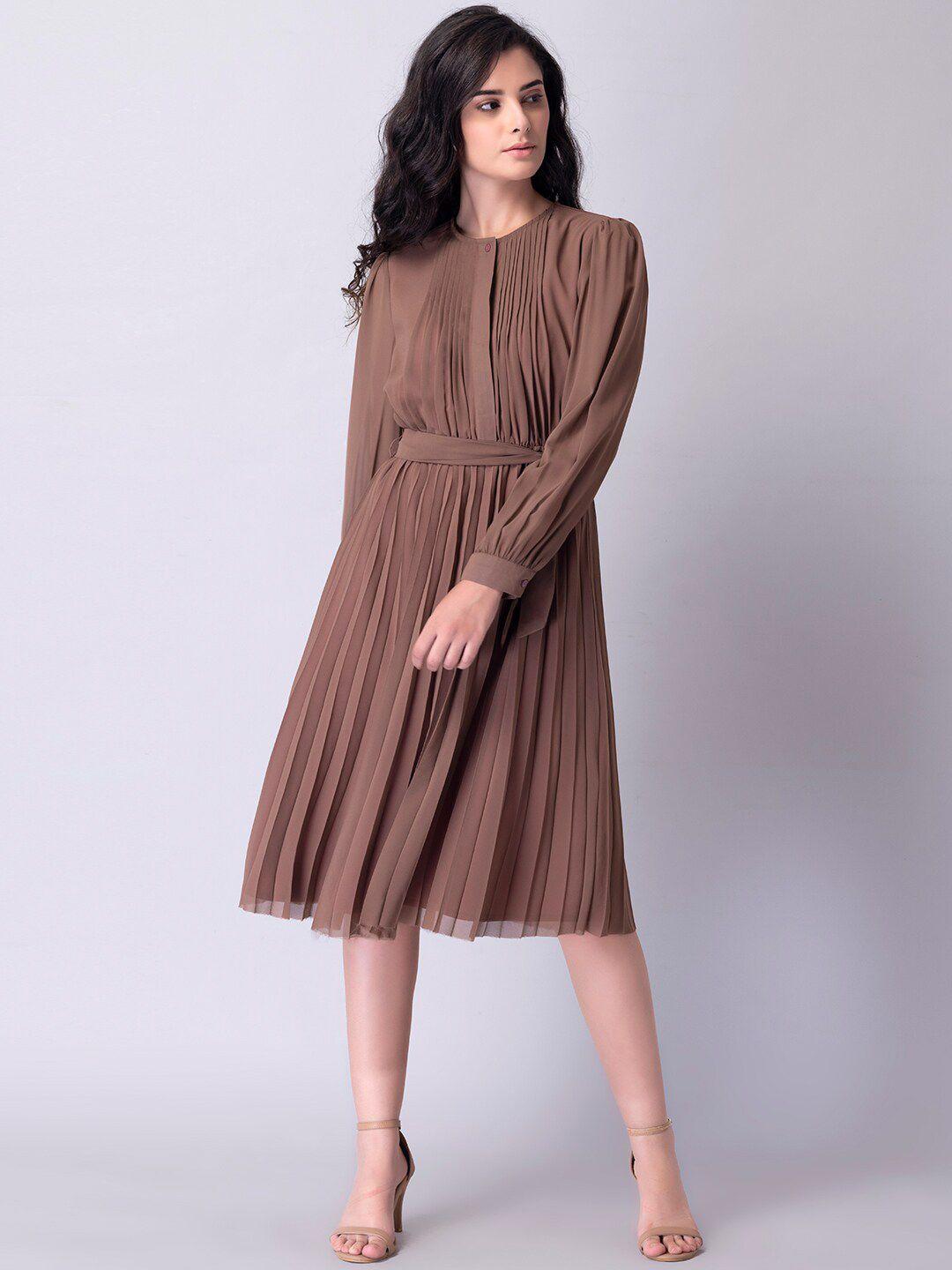 faballey puff sleeves accordion pleats fit & flare midi dress with belt