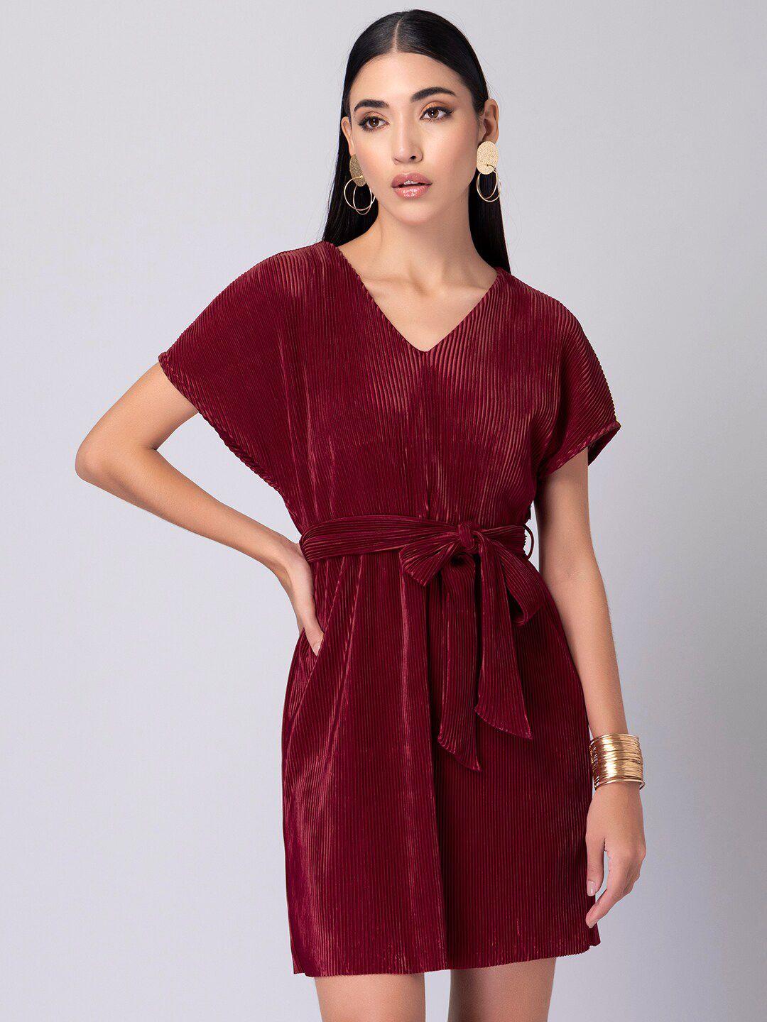 faballey v-neck tie-up detail dress