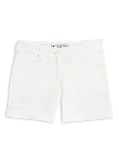 fabindia kids white solid shorts