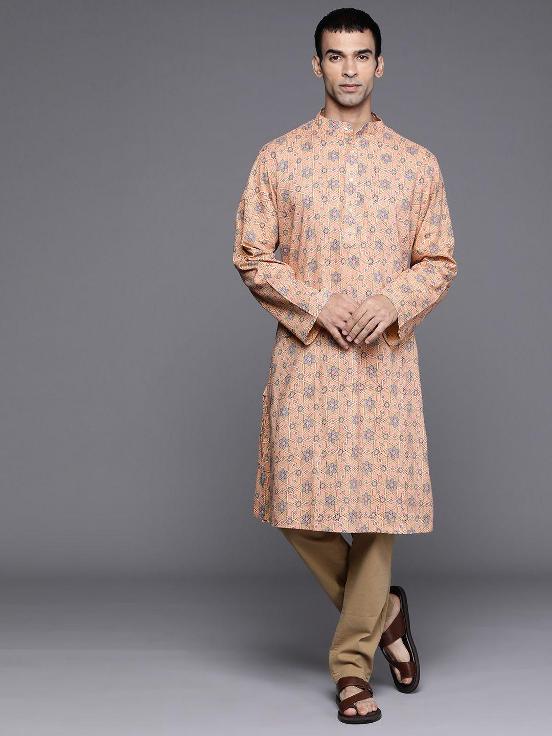 fabindia men peach-coloured & blue geometric print cotton straight kurta