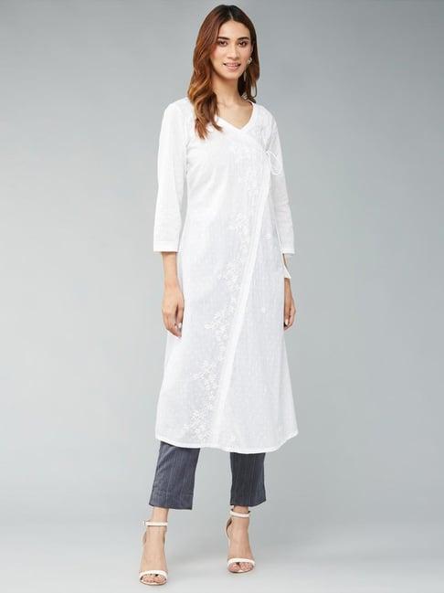 fabindia white cotton embroidered angrakha kurta