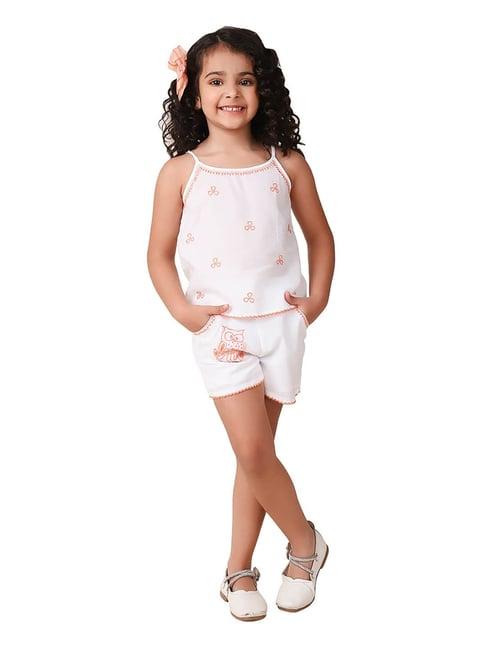 fabindia white embroidery 1 top + 1 shorts