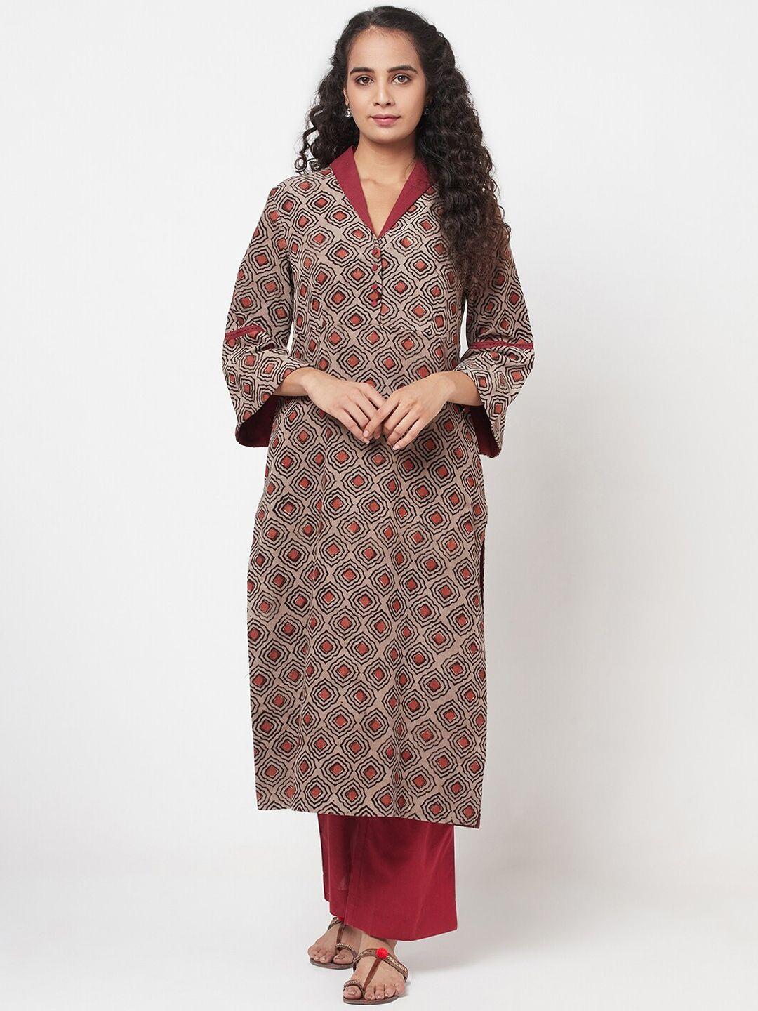 fabindia women beige & maroon geometric printed cotton kurta