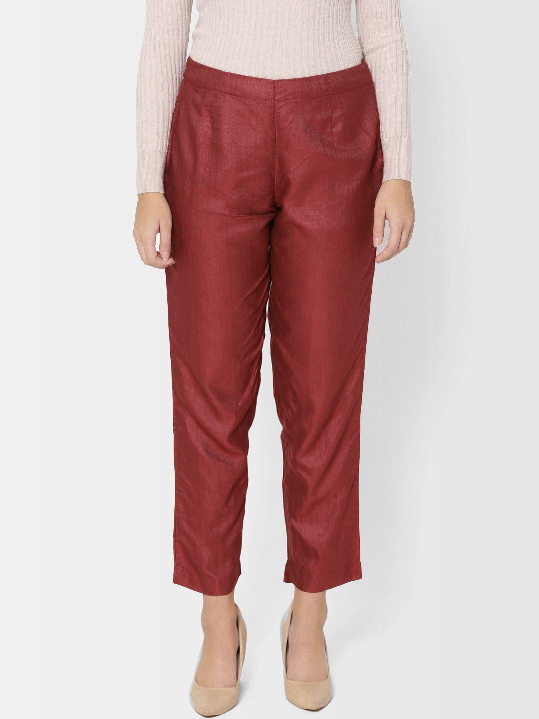 fabindia women maroon slim fit solid cropped regular trousers