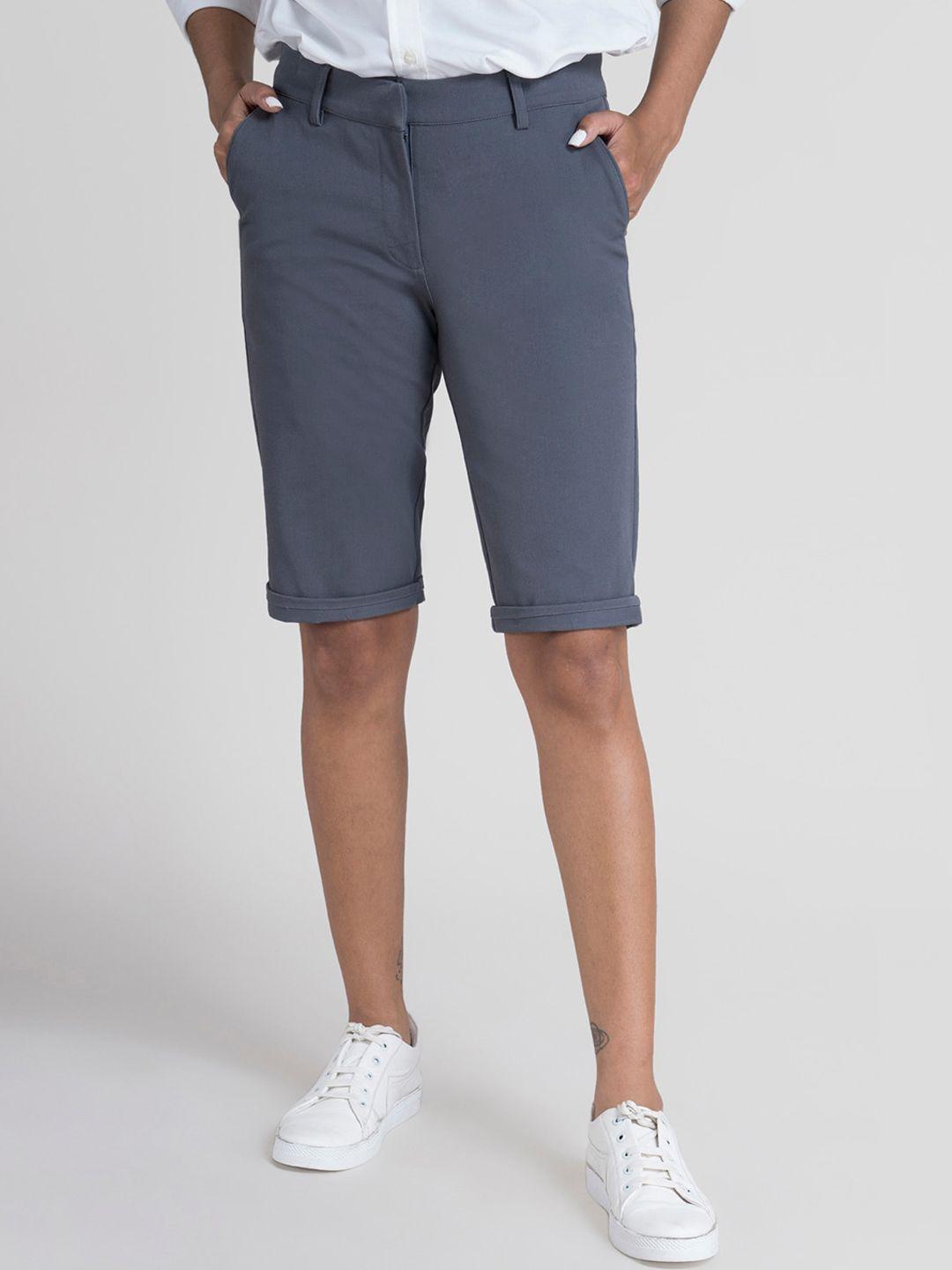 fablestreet women grey mid-rise regular shorts