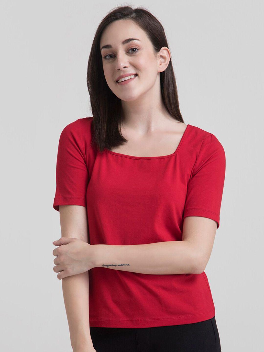 fablestreet women red solid round neck cotton t-shirt