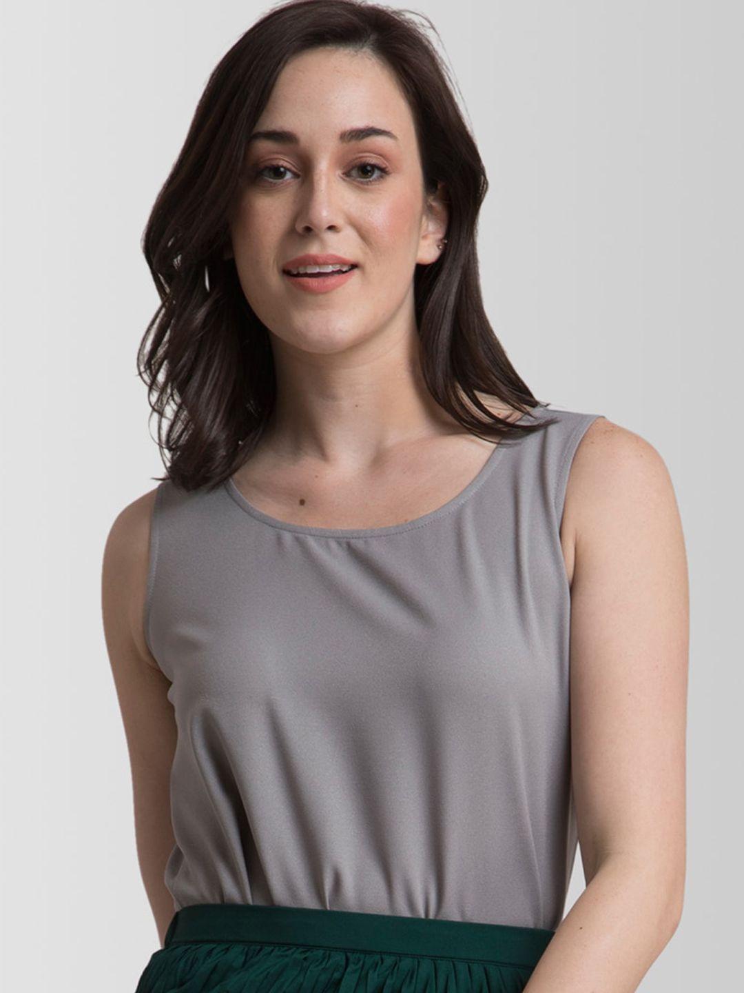 fablestreet grey regular top