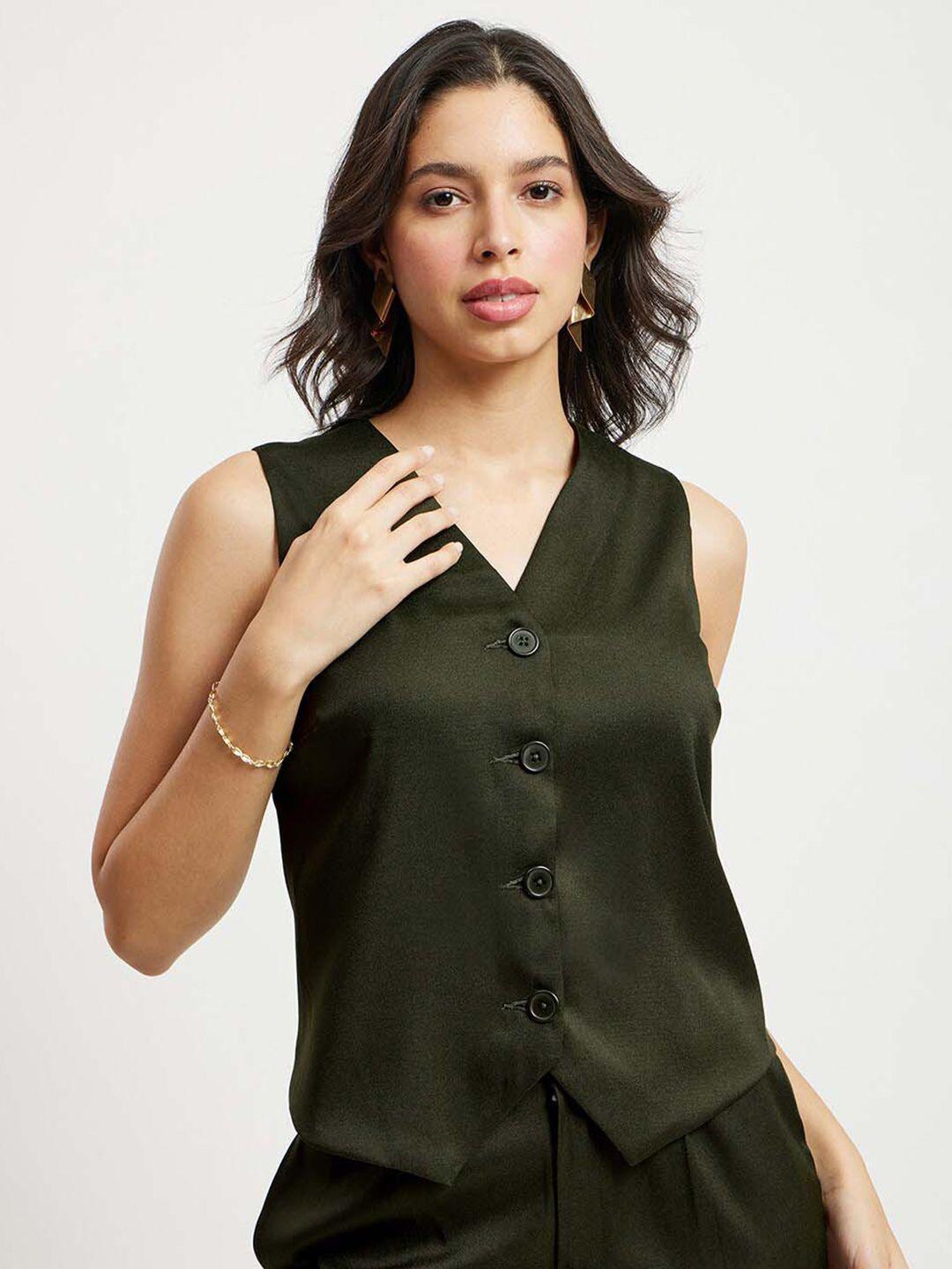 fablestreet v-neck sleeveless regular top