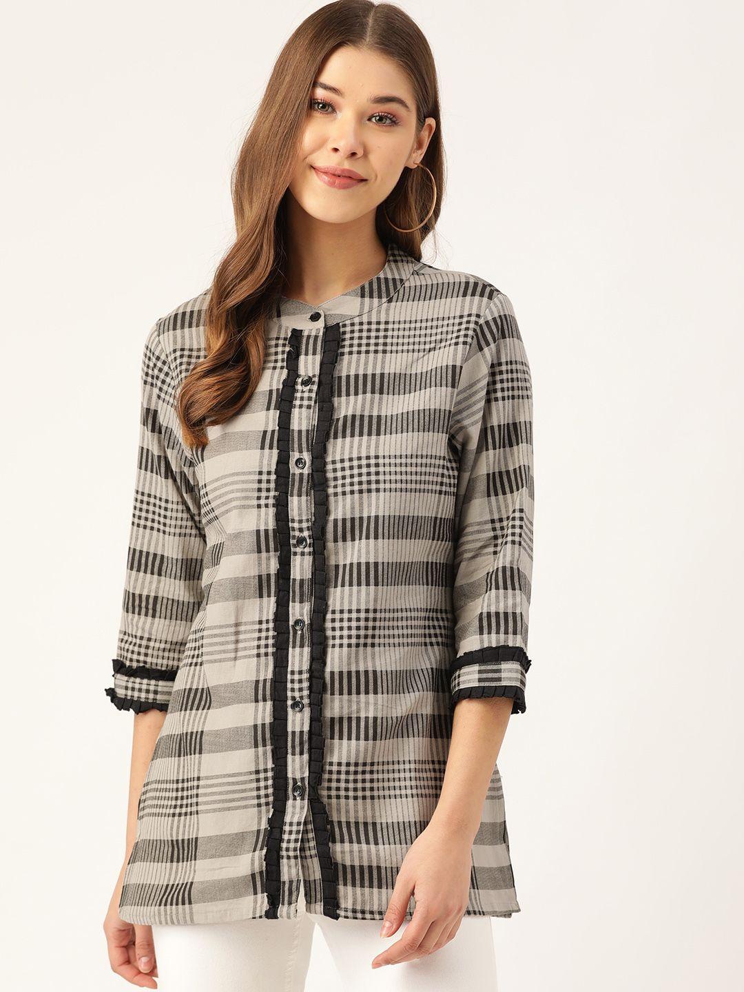 fabric fitoor women grey & black regular fit checked casual shirt