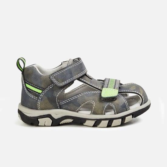 fame forever boys camouflage printed velcro sandals