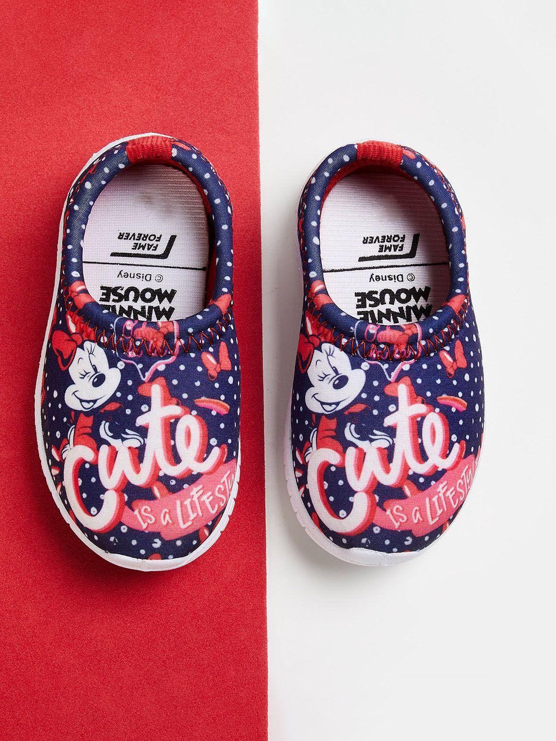 fame forever by lifestyle blue printed slip-on sneakers