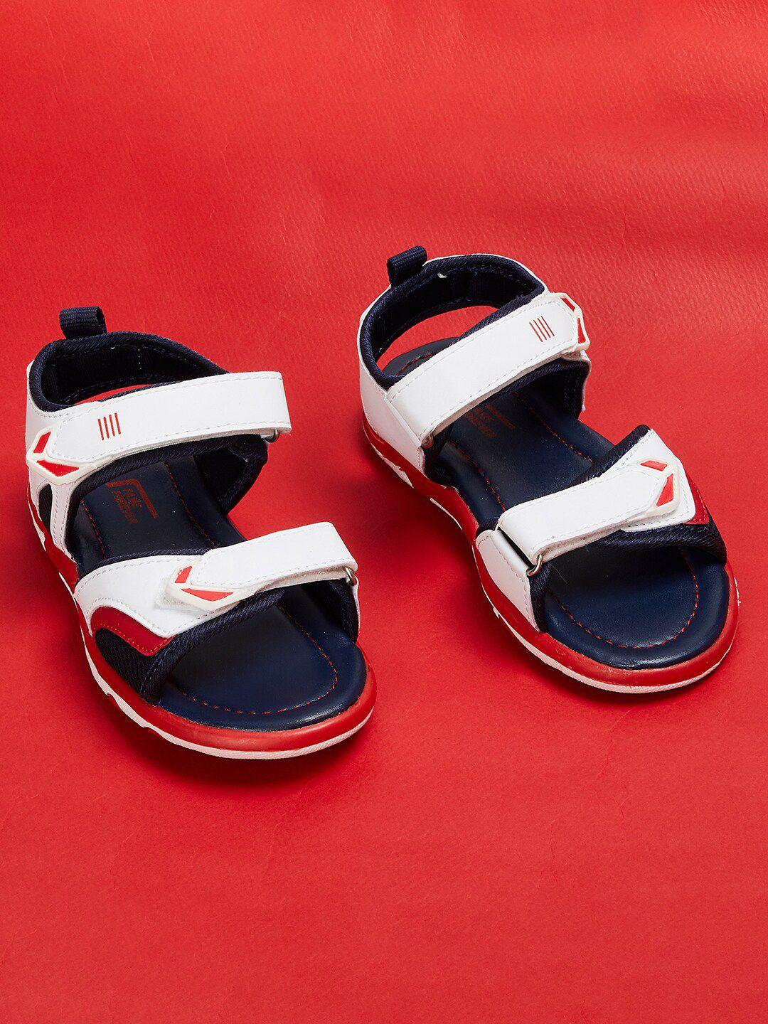 fame-forever-by-lifestyle-boys-colourblocked-comfort-sandals