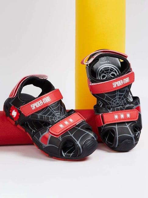fame forever by lifestyle kids black & red floater sandals