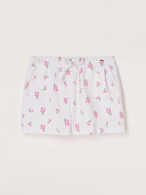 fame forever by lifestyle kids white & pink cotton floral print shorts