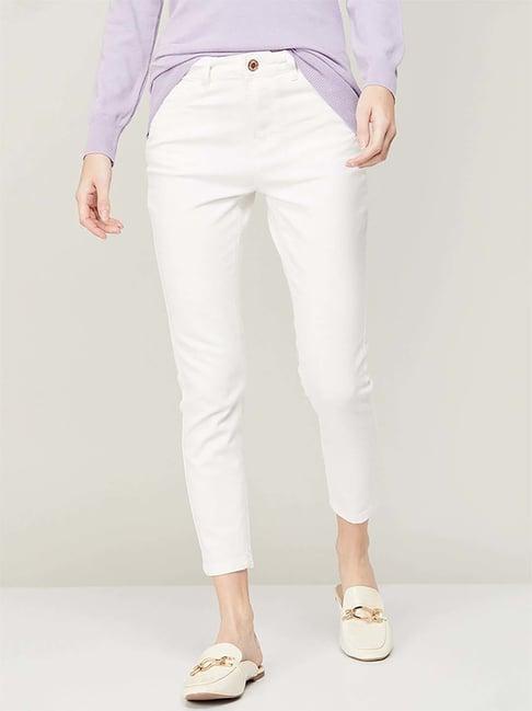 fame forever by lifestyle white mid rise jeans