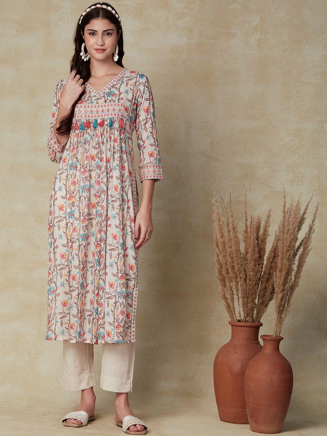 fashor off white floral printed thread work detailed pleated pure cotton kurta & trousers