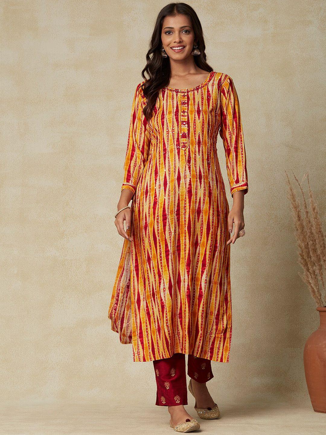 fashor abstract printed sequinned straight kurta