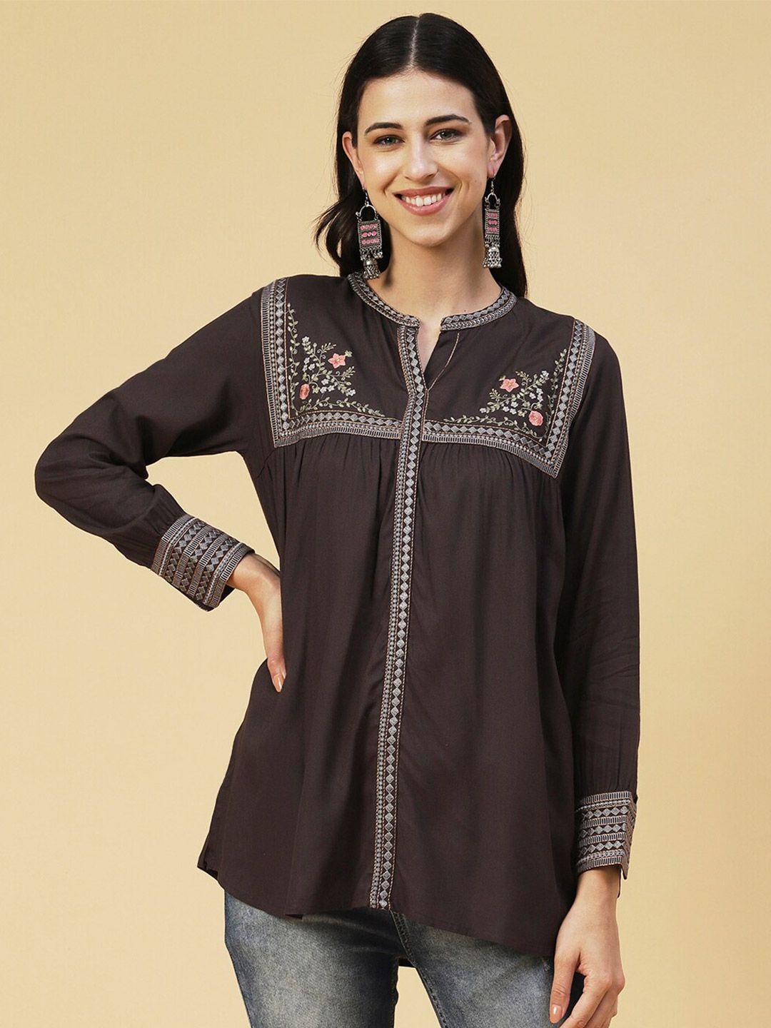 fashor embroidered band collar a-line top