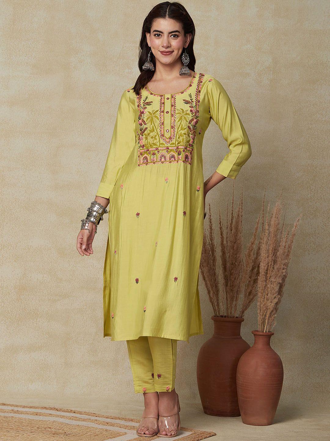 fashor women ethnic motifs embroidered flared sleeves thread work kurta