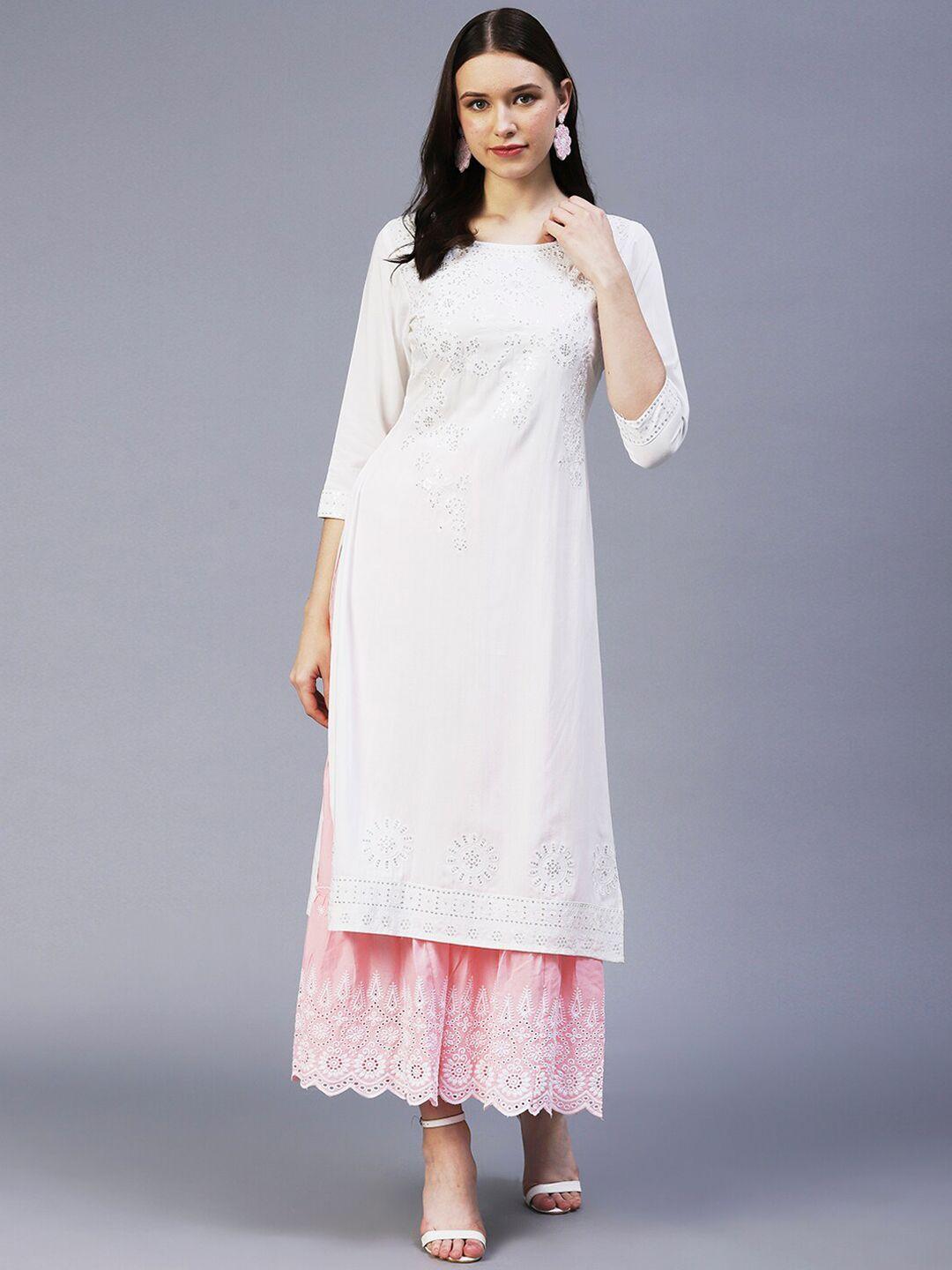 fashor women floral embroidered round neck kurta