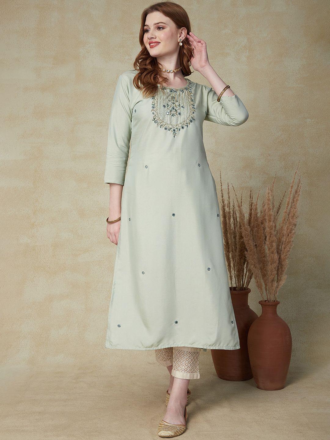 fashor women green embroidered kurta