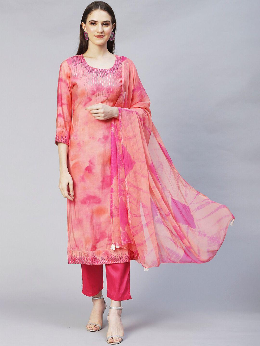 fashor women peach-coloured printed mirror work kurta with trousers & with dupatta