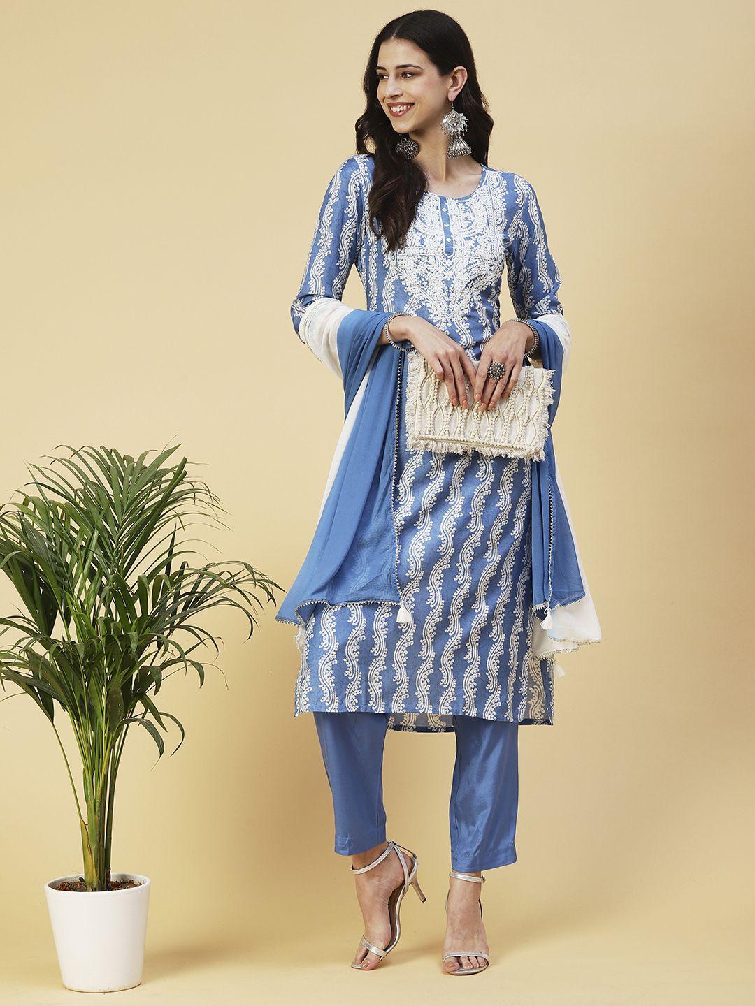 fashor women printed thread work kurta with trousers & dupatta