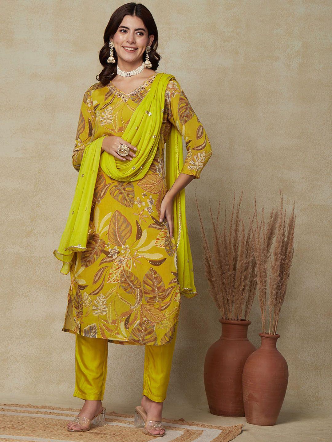 fashor women yellow floral printed regular beads and stones kurta with trousers & with dupatta