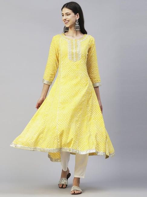 fashor yellow & white cotton embroidered kurta pant set