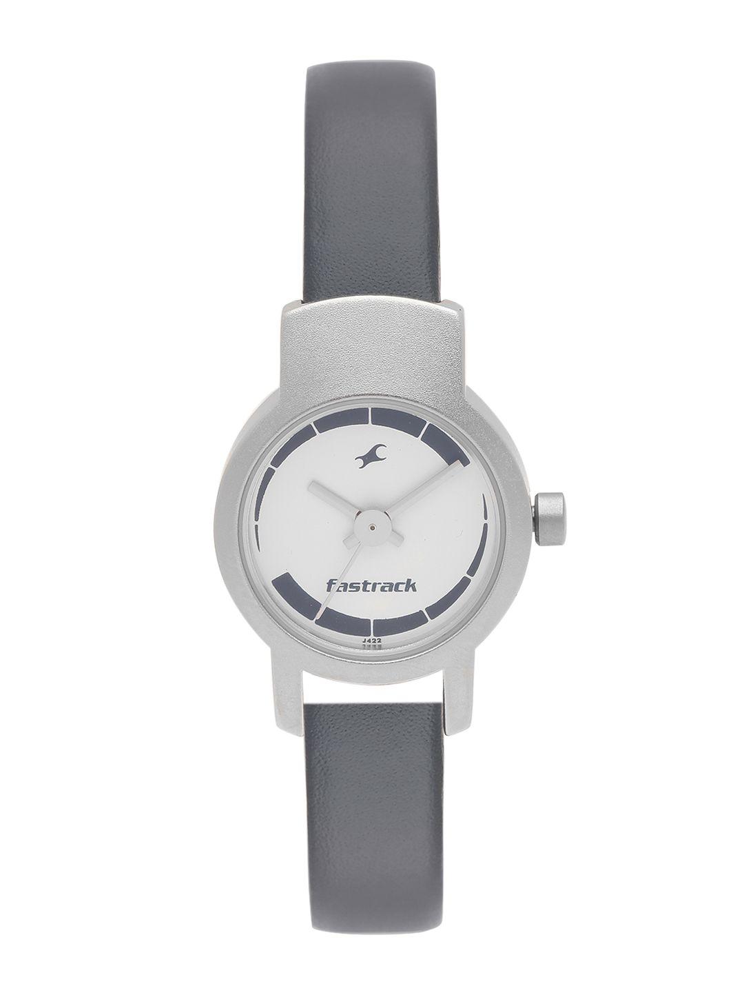 fastrack women off-white analogue watch nj2298sl04c