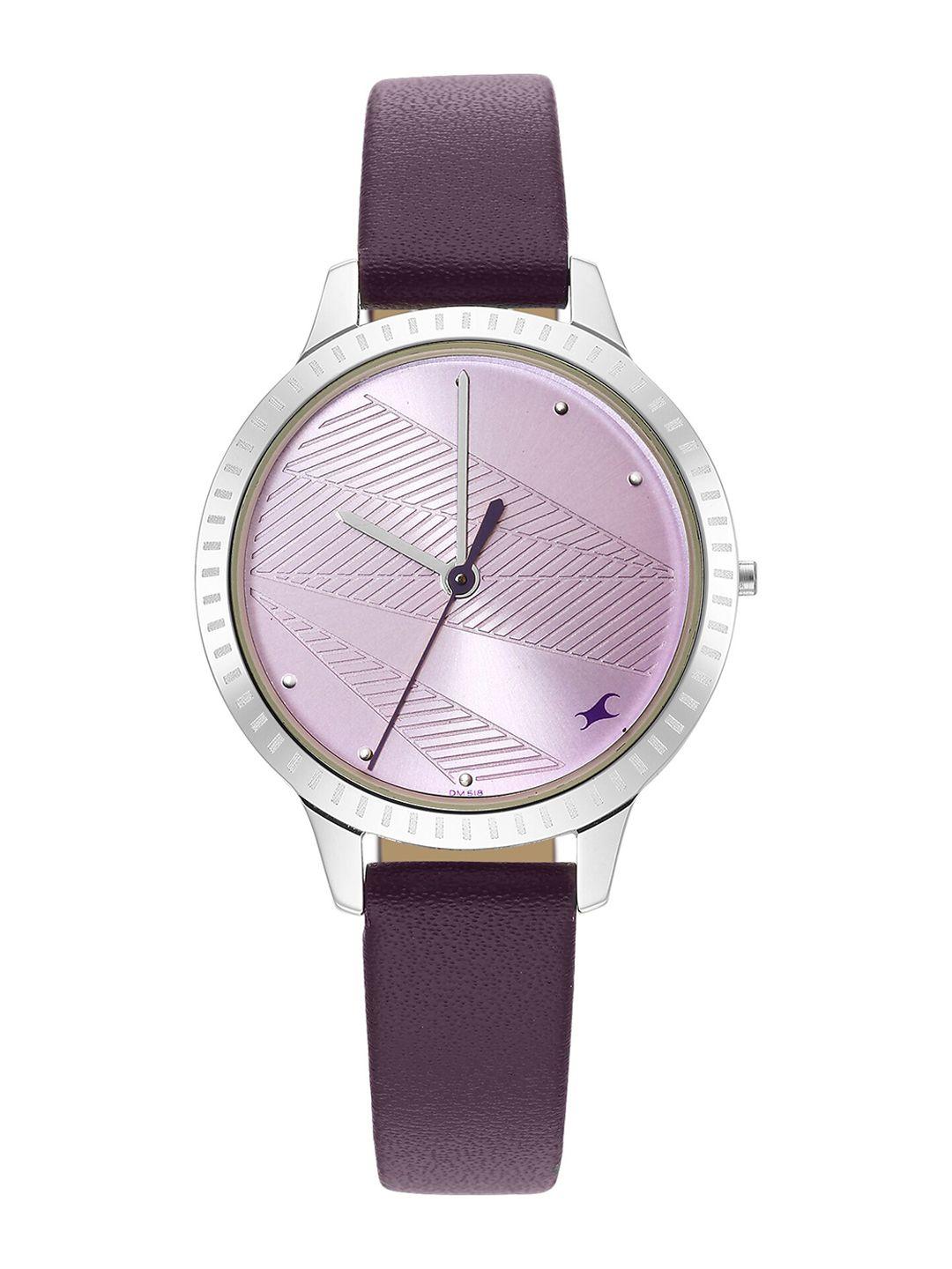 fastrack women purple brass textured dial & purple leather straps analogue watch 6267sl01