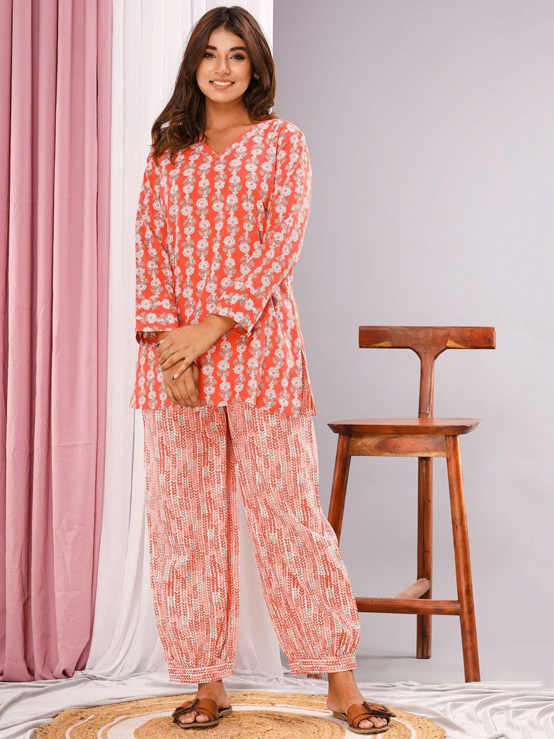 feathers closet floral printed pure cotton kurti with pyjamas