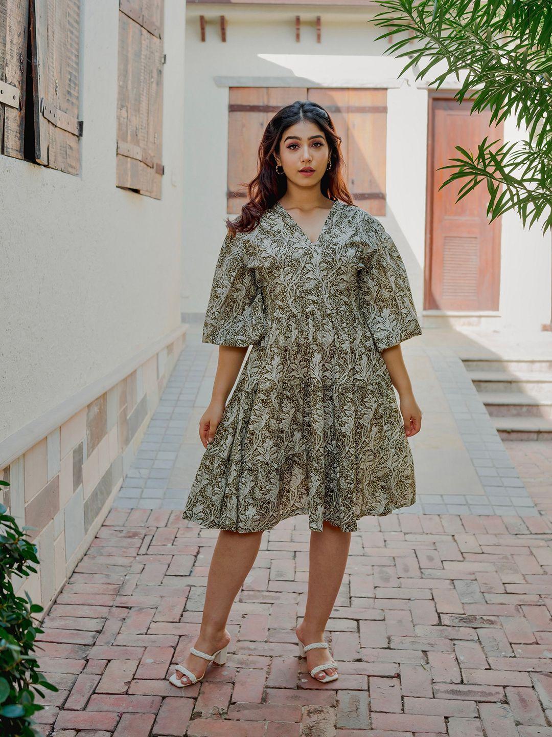 feathers closet floral printed tiered gathered pure cotton fit & flare dress