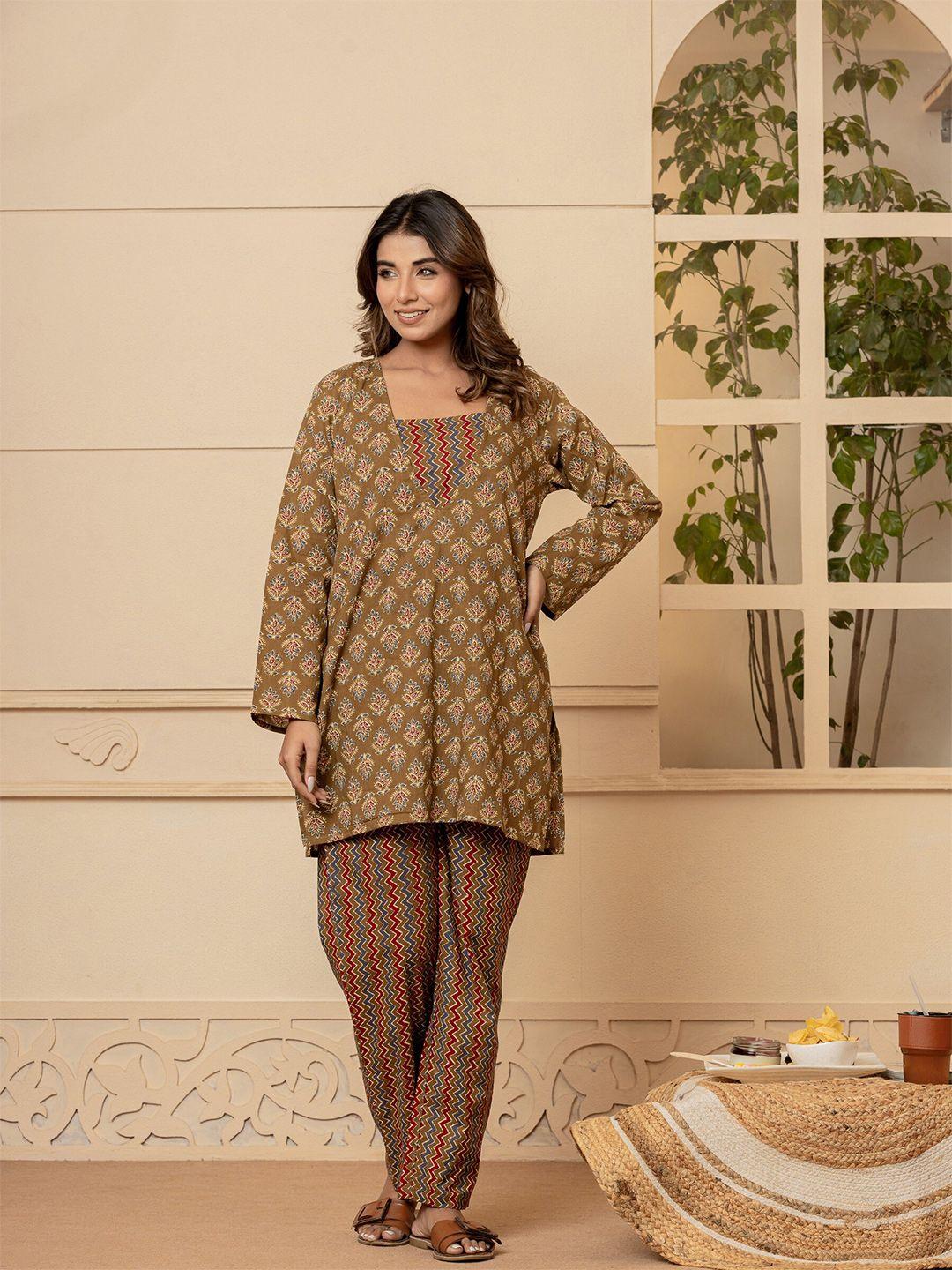 feathers closet women ethnic motifs printed pure cotton kurta with trousers