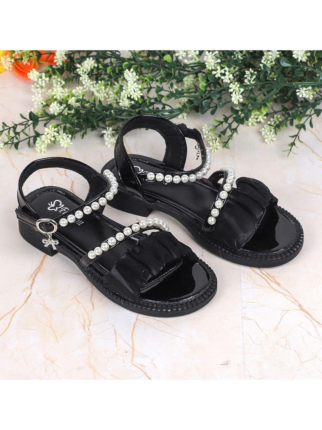 feetwell shoes girls black & white comfort sandals