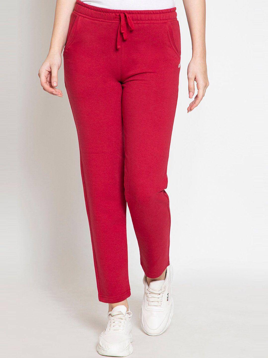 femea women maroon solid slim-fit fleece track pants