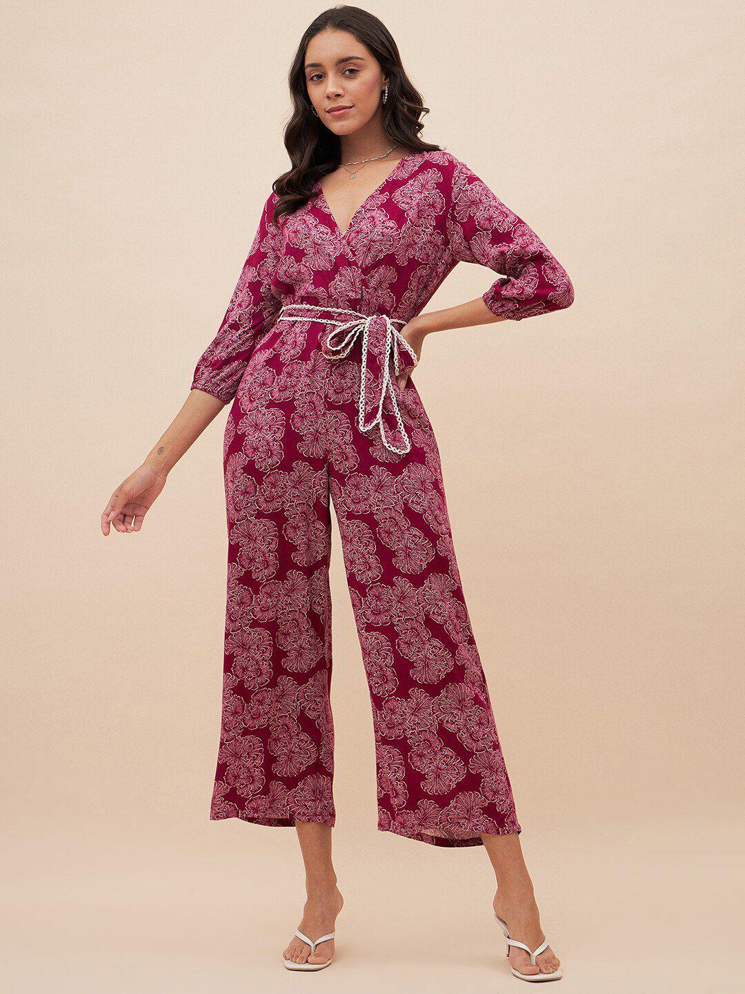 femella printed v-neck waist tie-ups basic jumpsuit