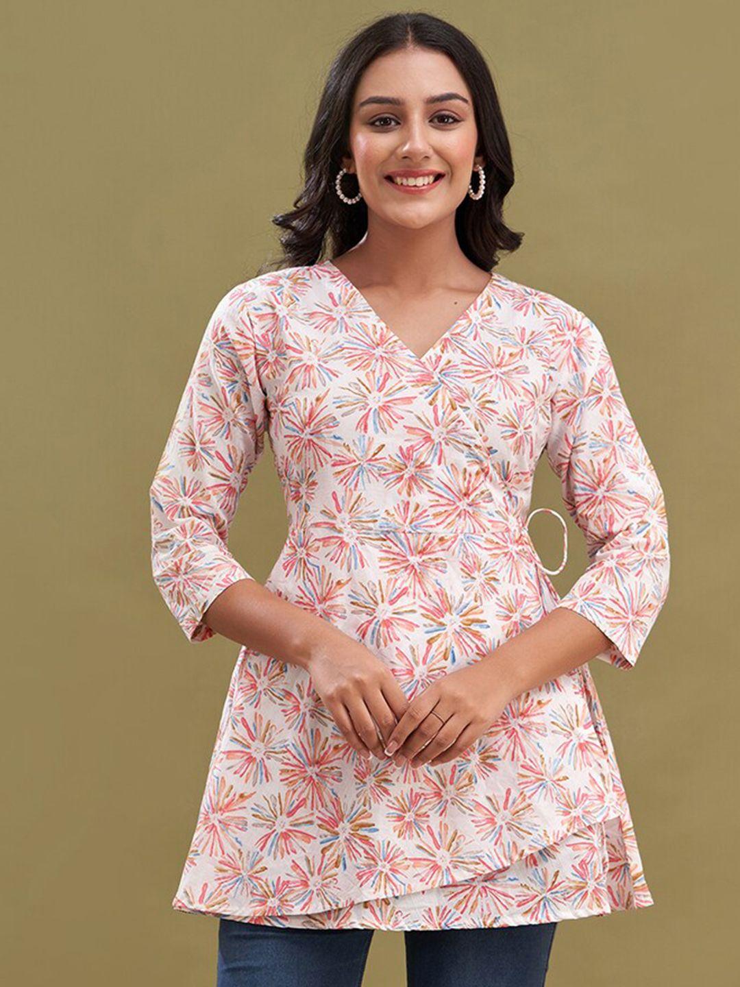 feranoid abstract printed v-neck pure cotton a-line kurti