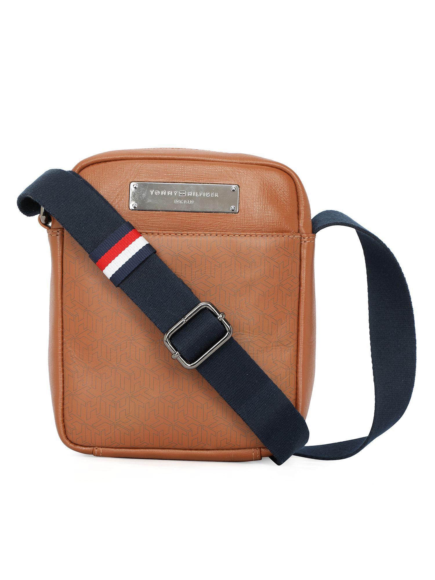 ferguson leather travelling crossbody bag solid tan (s)