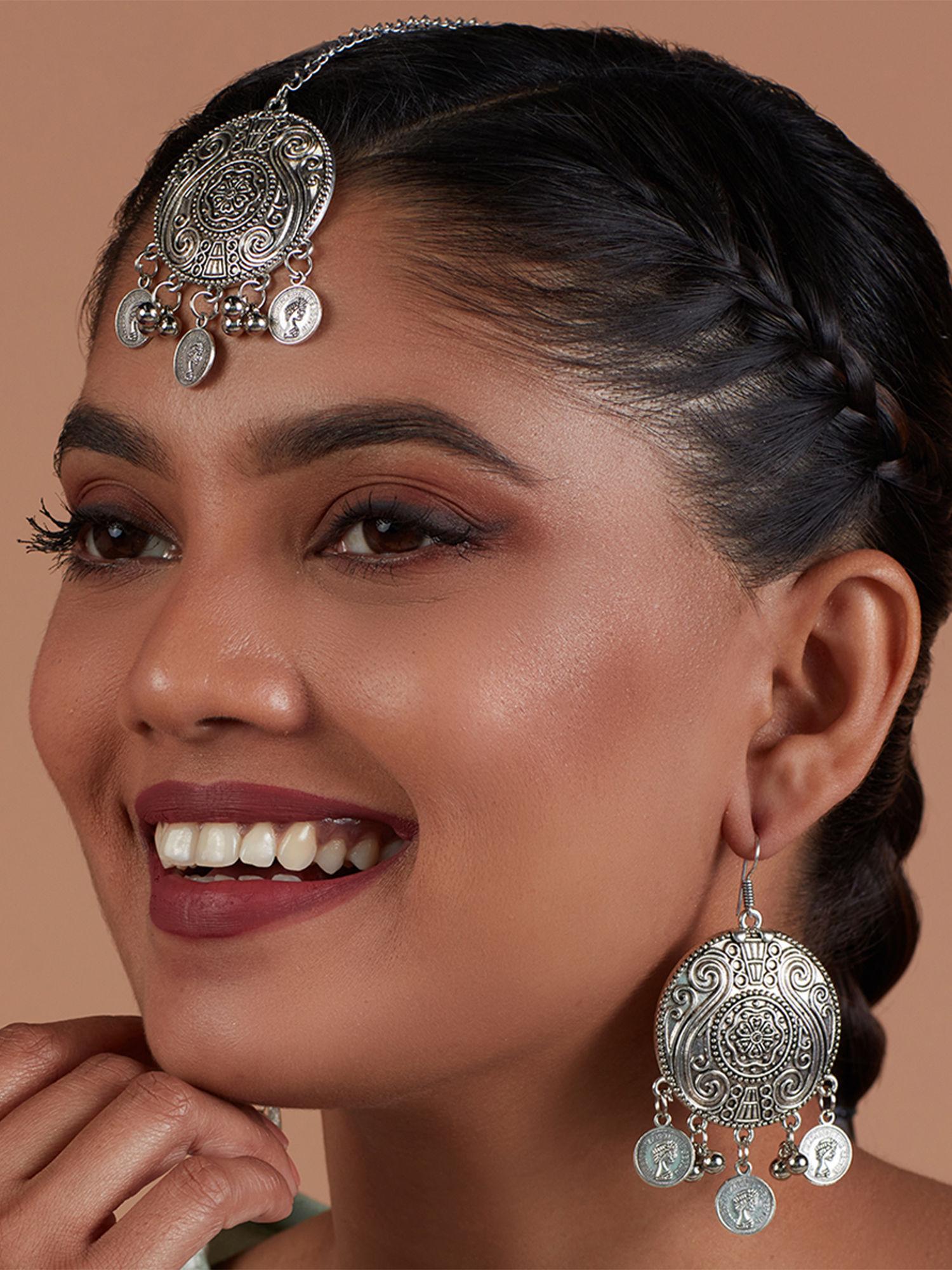 festive oxidised set of maang tikka and earring