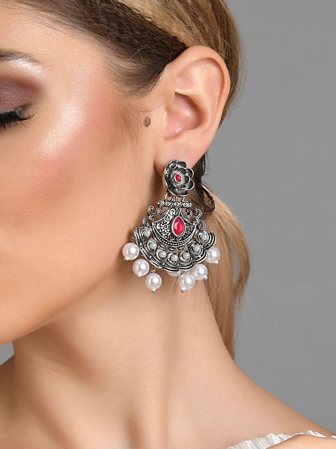 fida silver-toned contemporary drop earrings