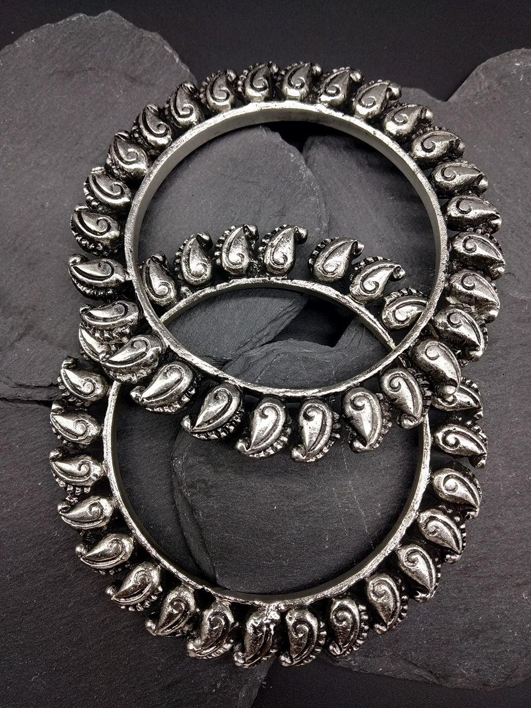 fida women set of 2 silver-toned jalkari bangles