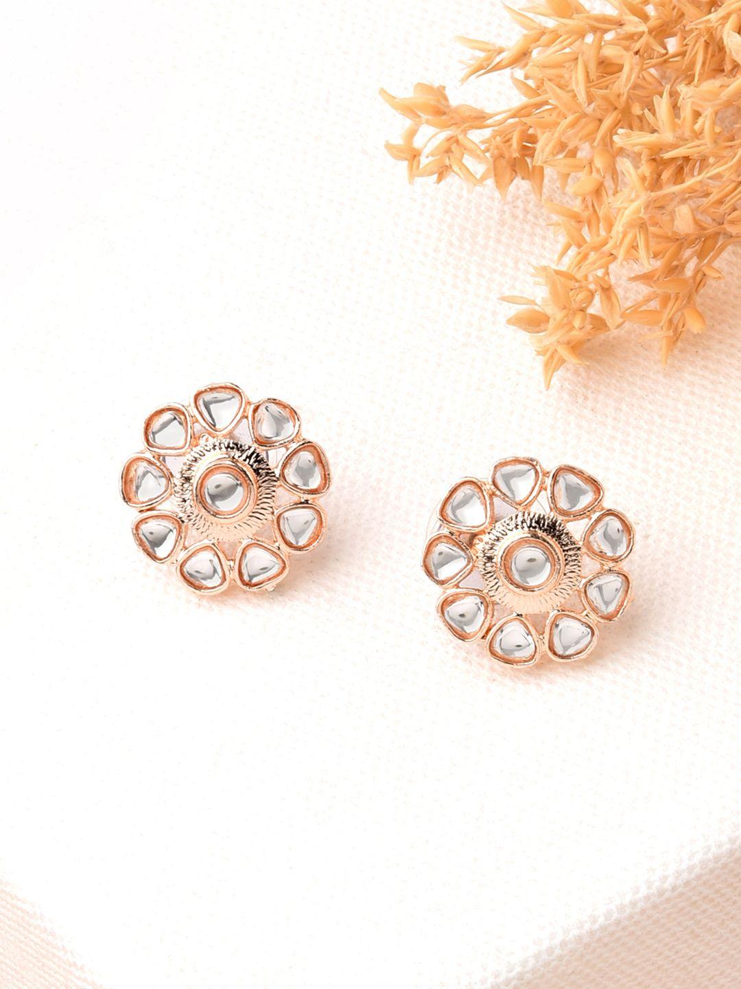 fida gold-toned kundan stud earrings