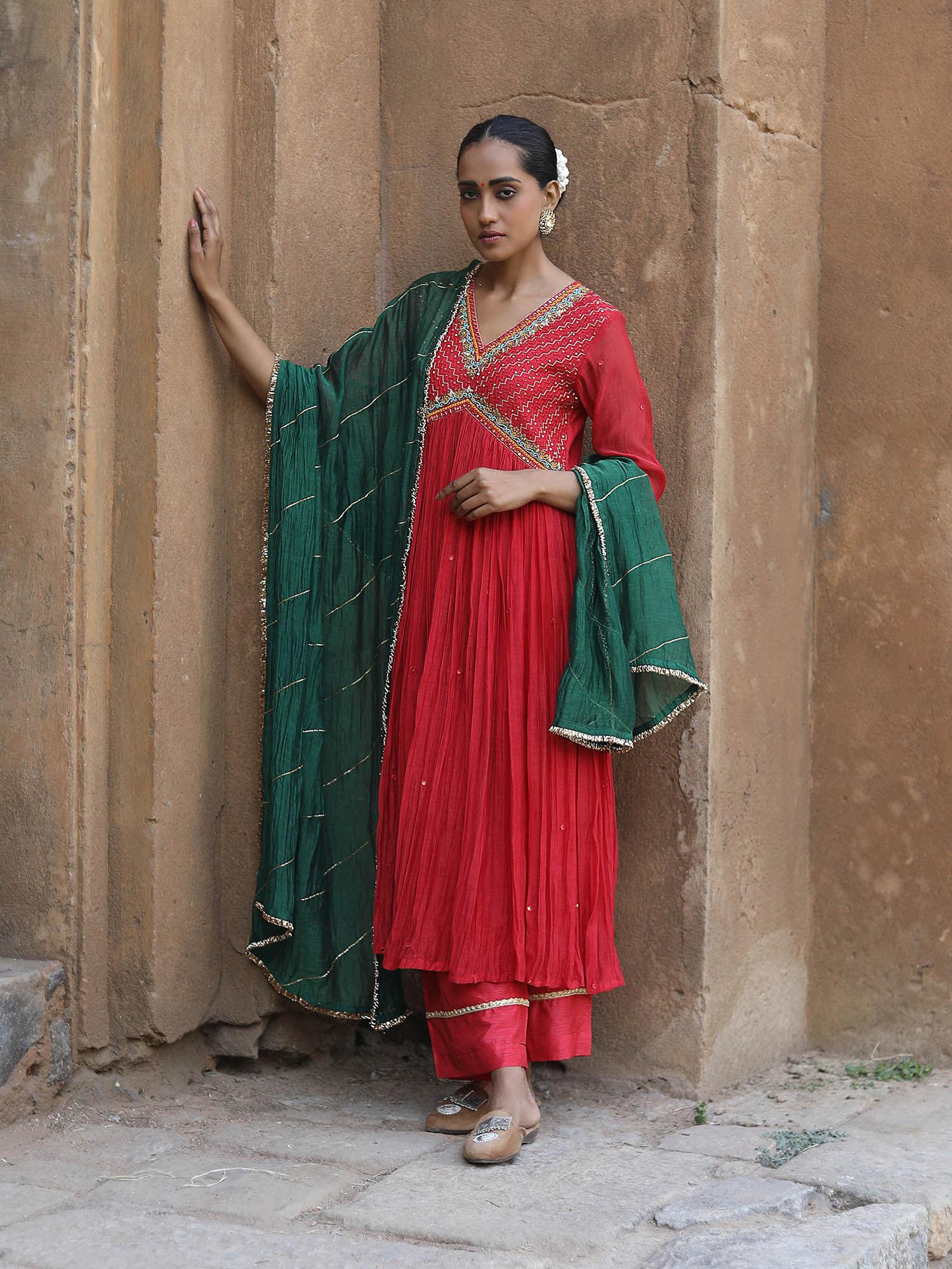 fine chanderi kurta and dupatta with cupro silk pant-red (set of 3)