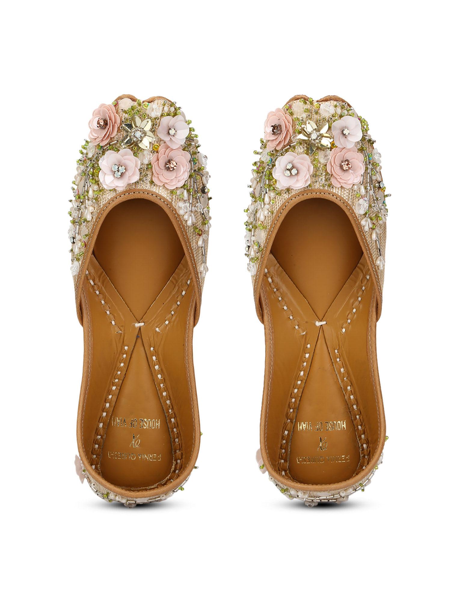 firdauz gold embellished juttis