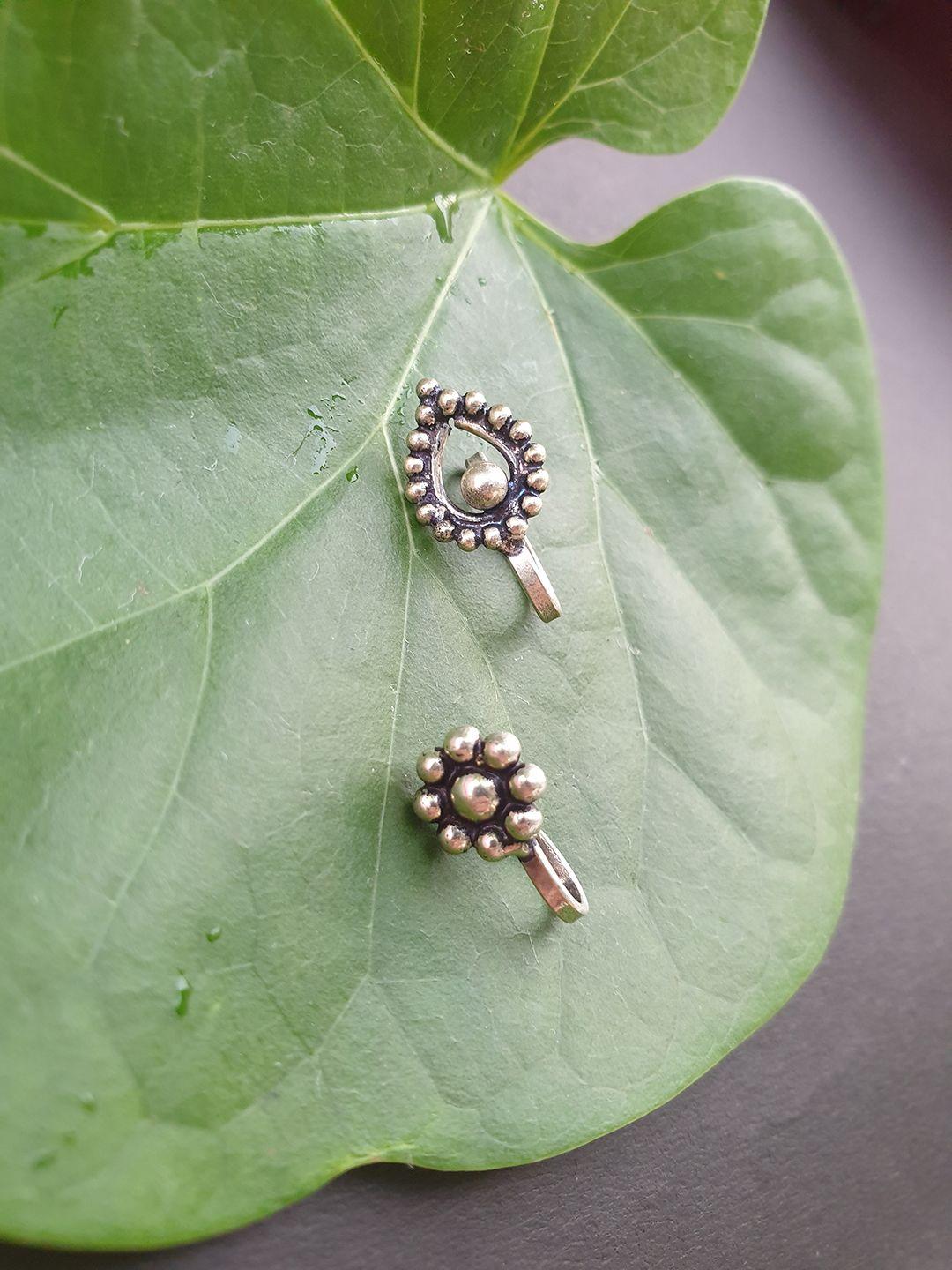 firoza set of 2 oxidised silver-toned textured stud nosepins