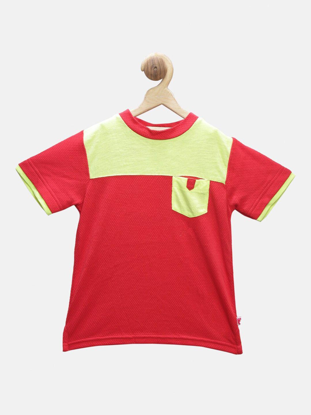 first kick boys red colourblocked pockets t-shirt
