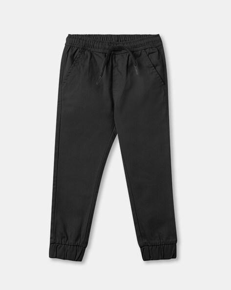 flat front joggers with insert pockets
