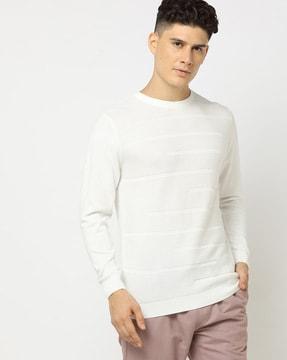 flat knit crew-neck pullover